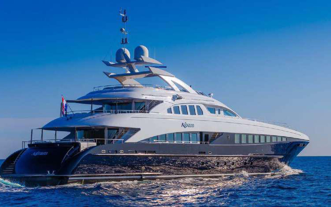 144' Heesen
