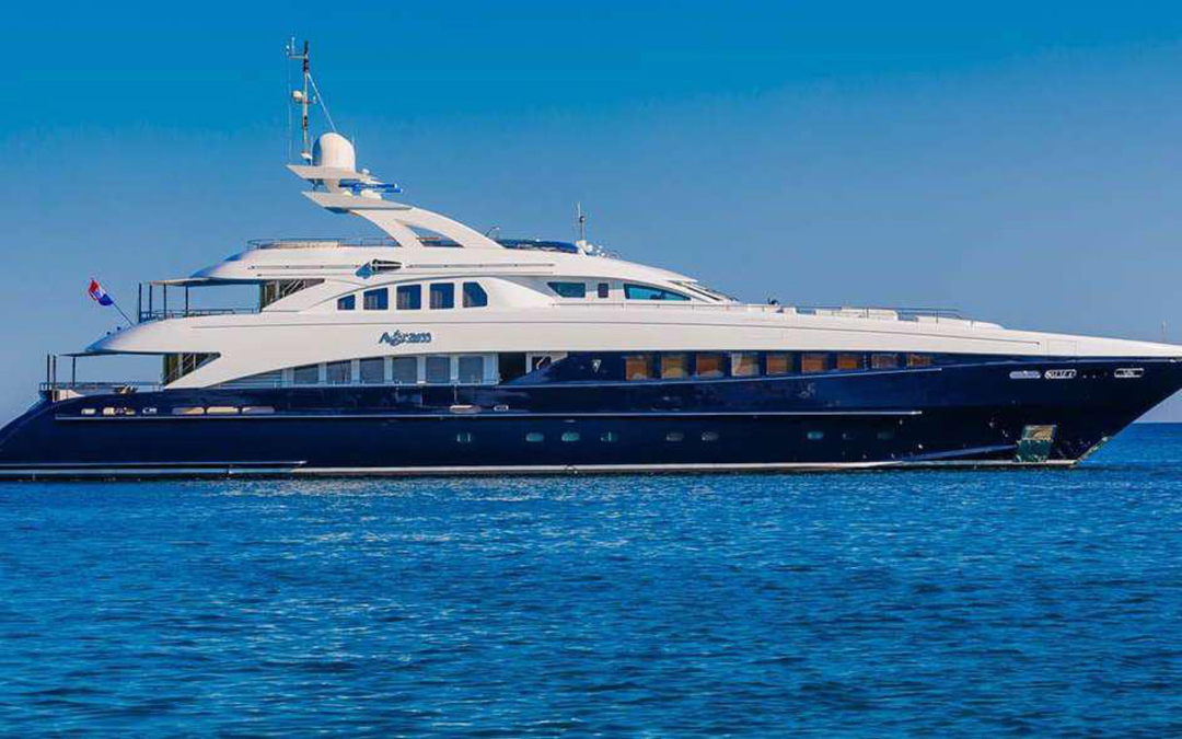 144' Heesen
