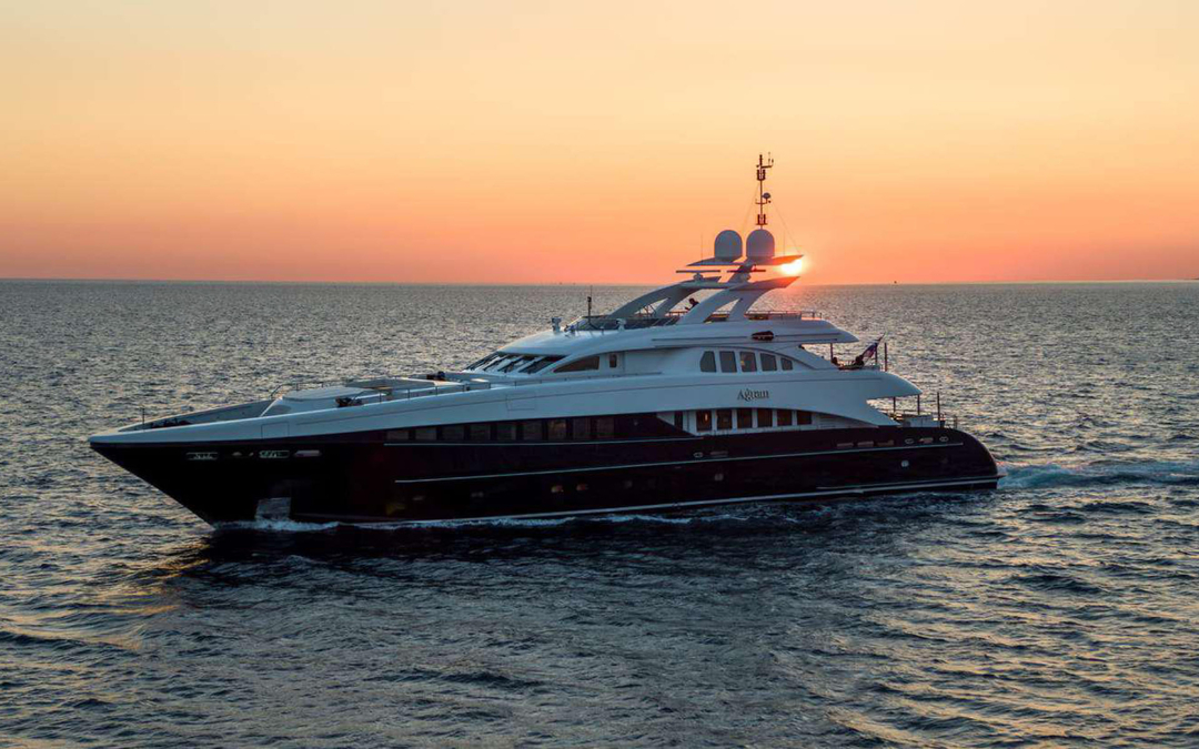 144' Heesen