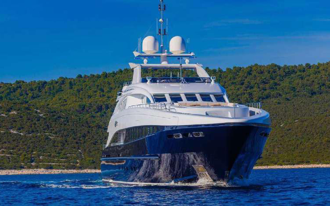 144' Heesen