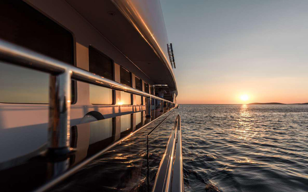 144' Heesen