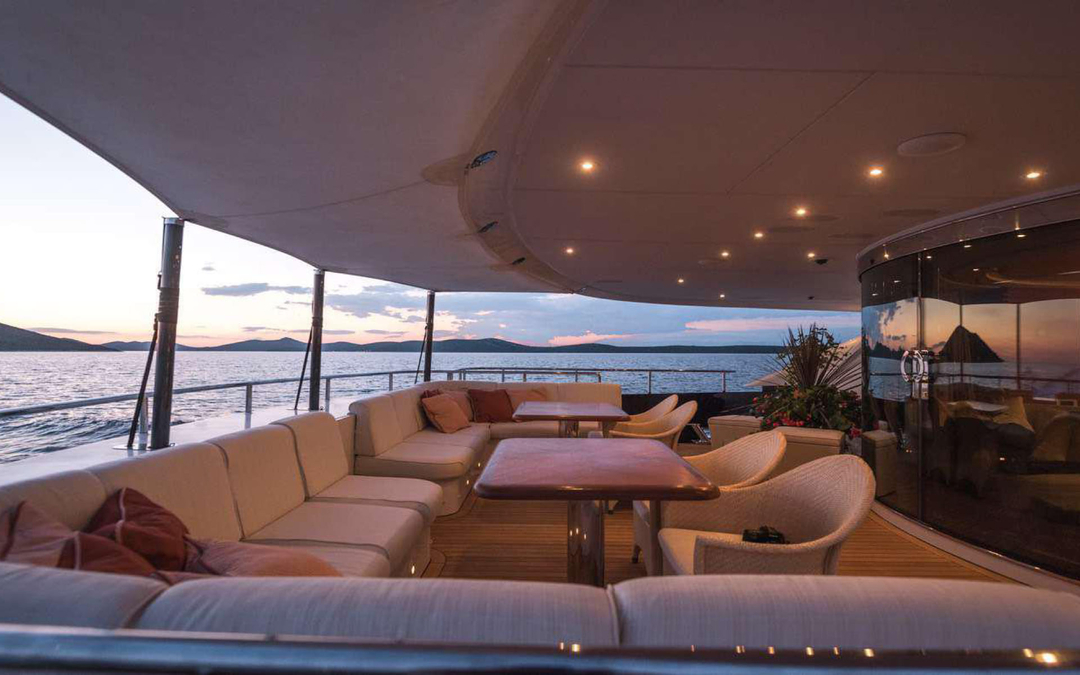 144' Heesen