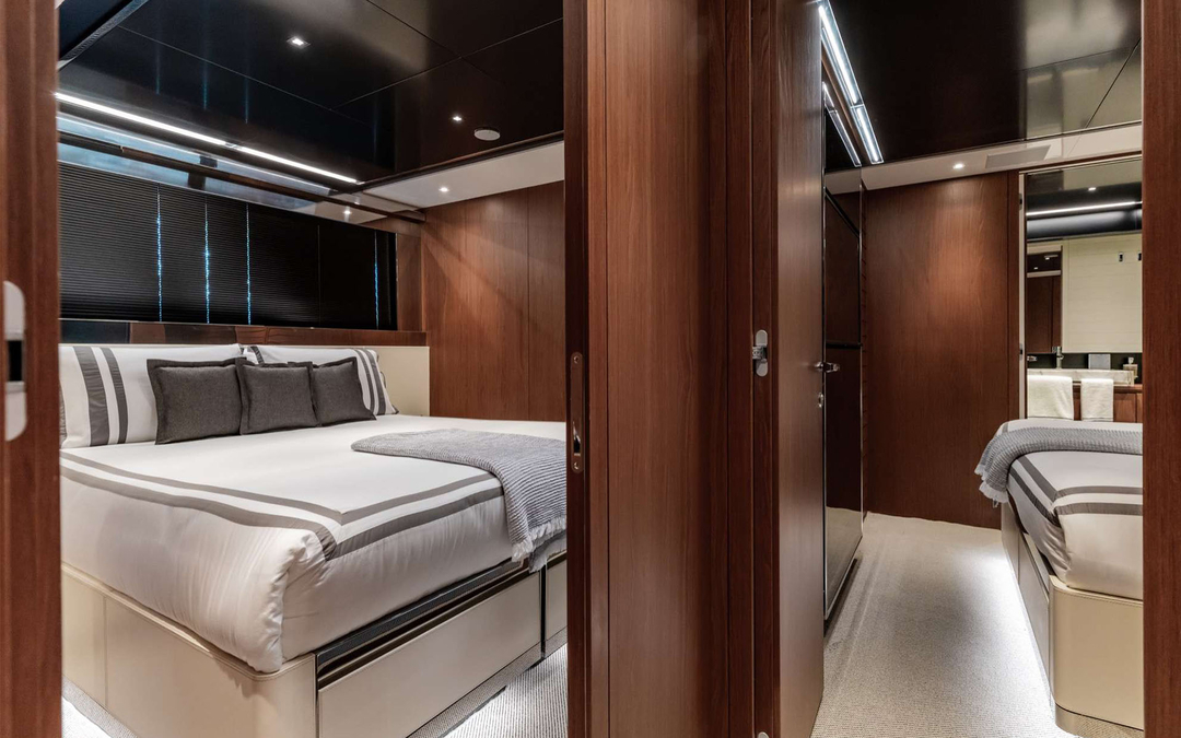 90' Riva
