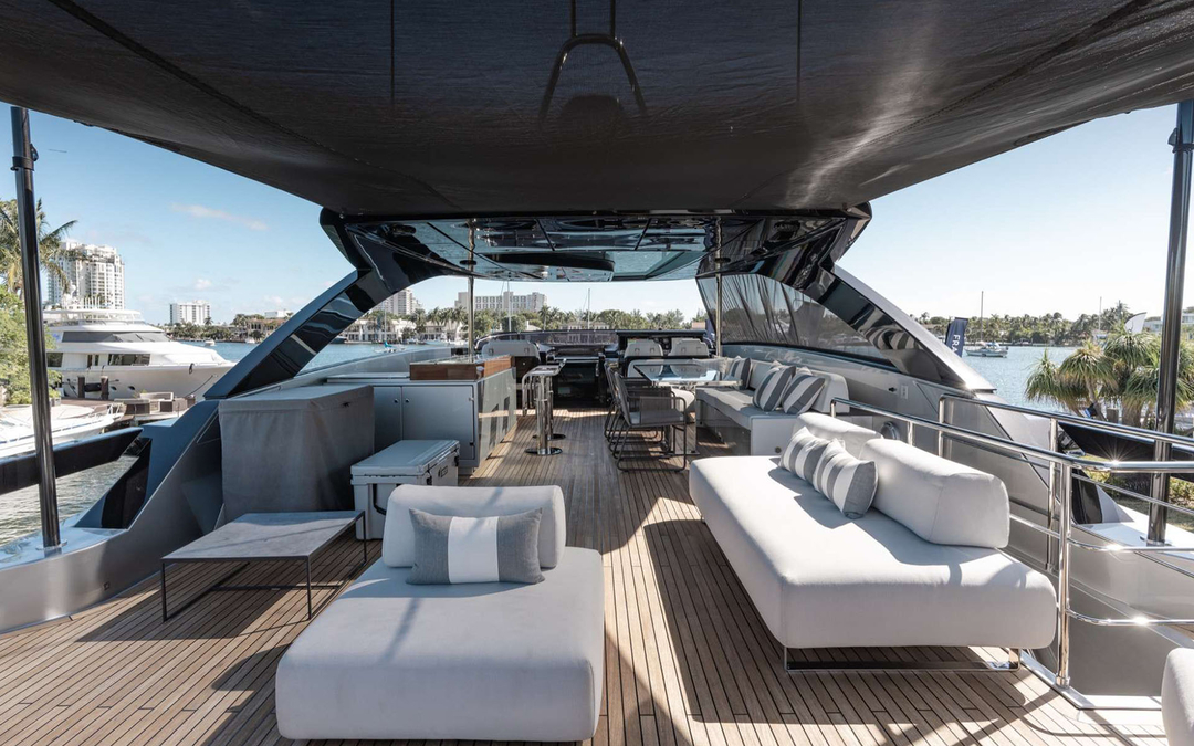 90' Riva