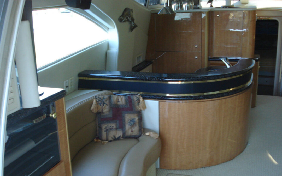 46' Maxum
