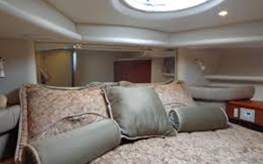 46' Maxum