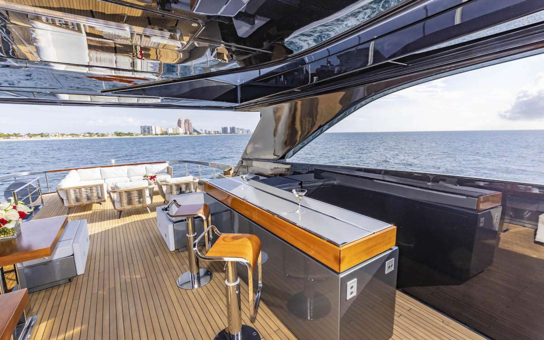 110' Riva
