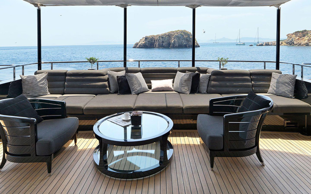144' Heesen