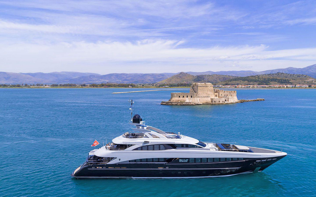 144' Heesen