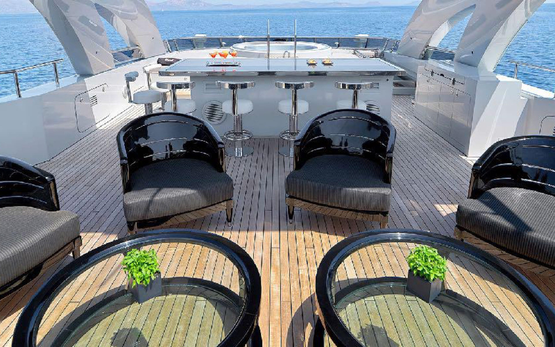 144' Heesen