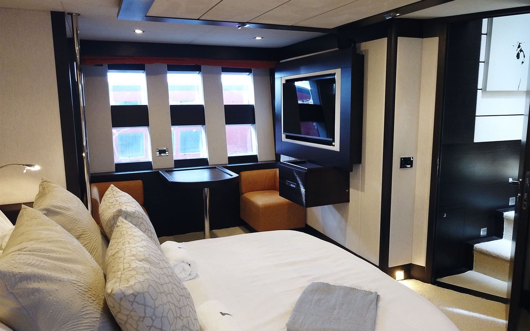 86' Azimut