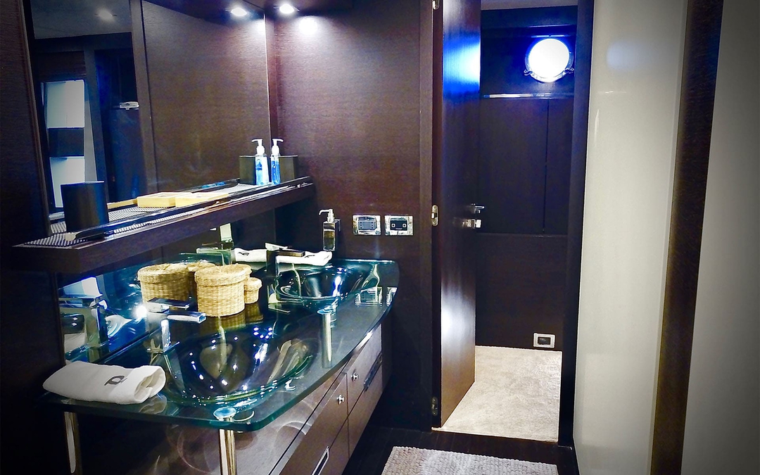 86' Azimut
