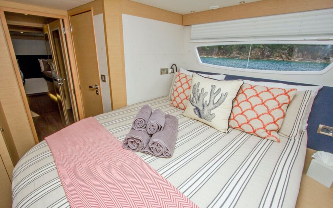 67' Fountaine-Pajot