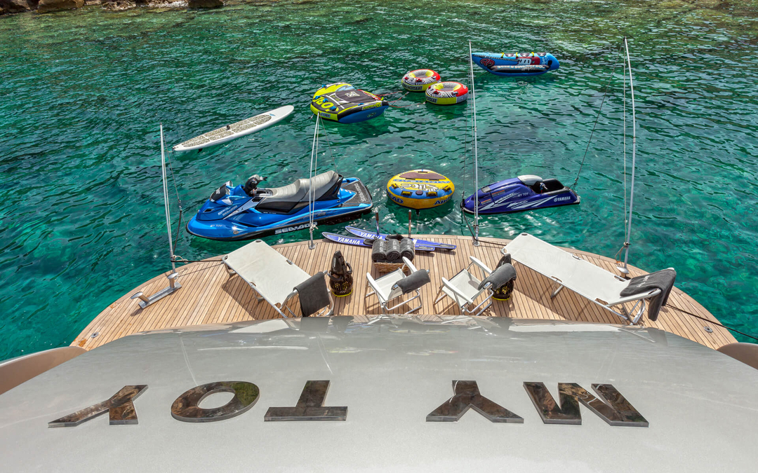 140' AB Yachts