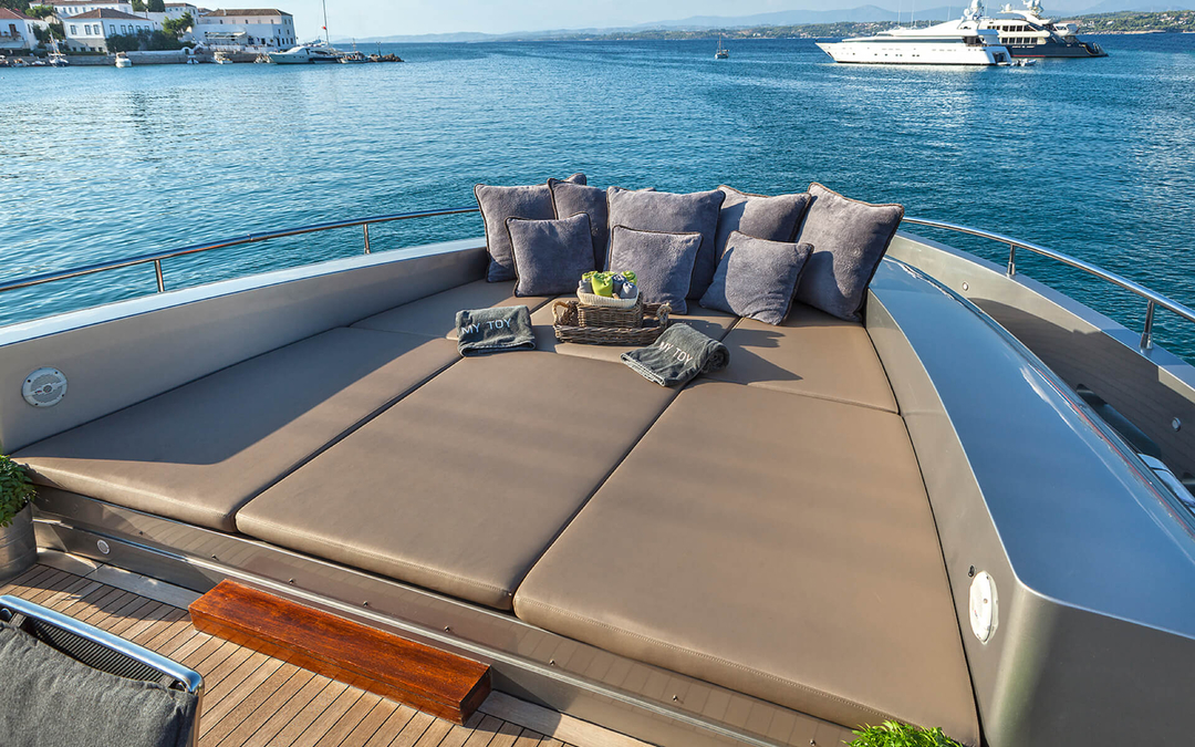 140' AB Yachts