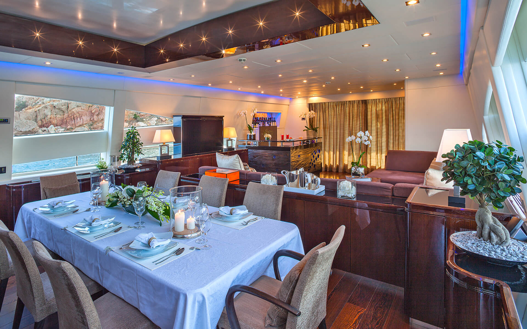 140' AB Yachts