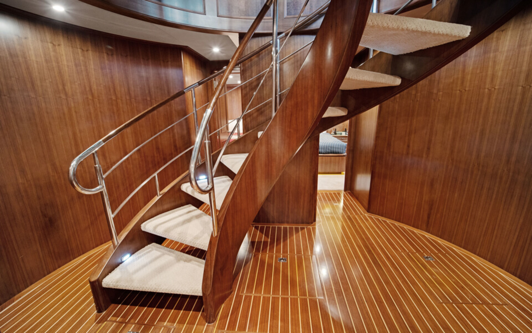 120' TriDeck