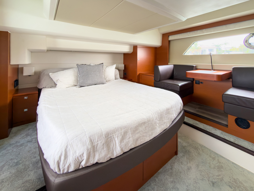 55' Prestige