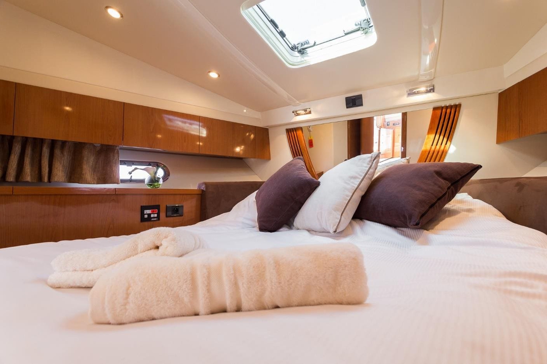 43' Sealine
