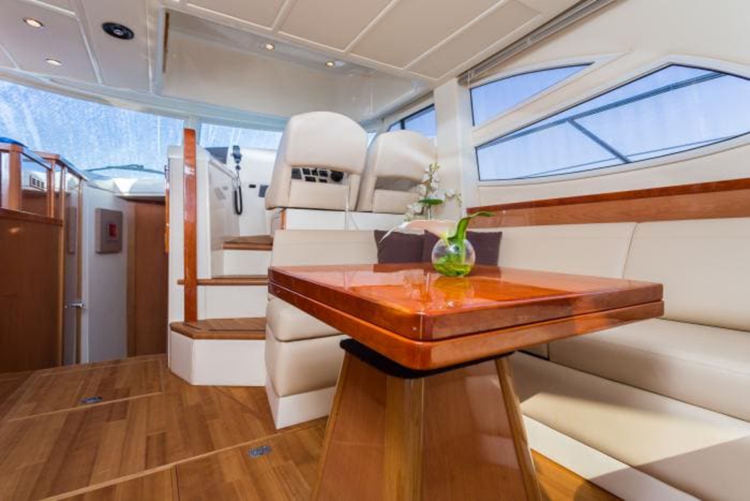 43' Sealine
