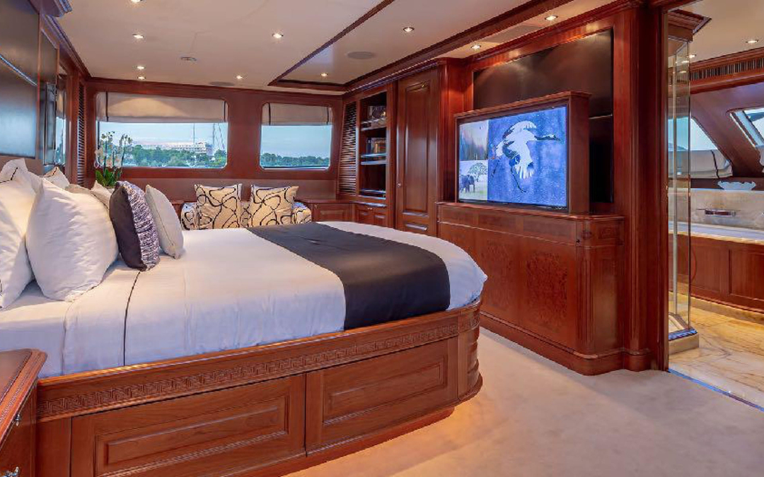 120' Benetti