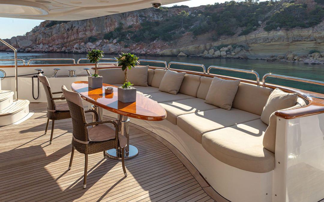 120' Benetti