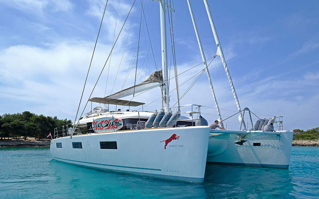 62' Lagoon