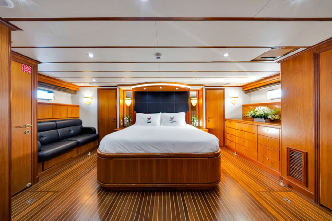 90' Hargrave