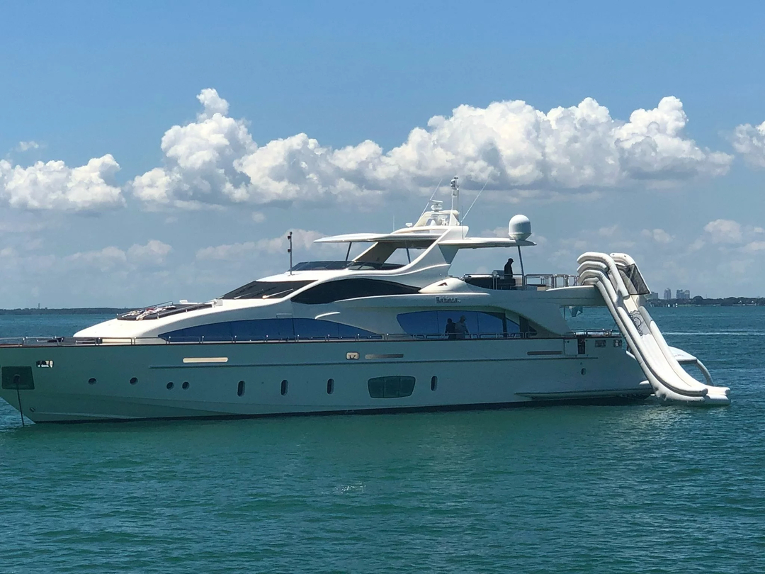 105' Azimut