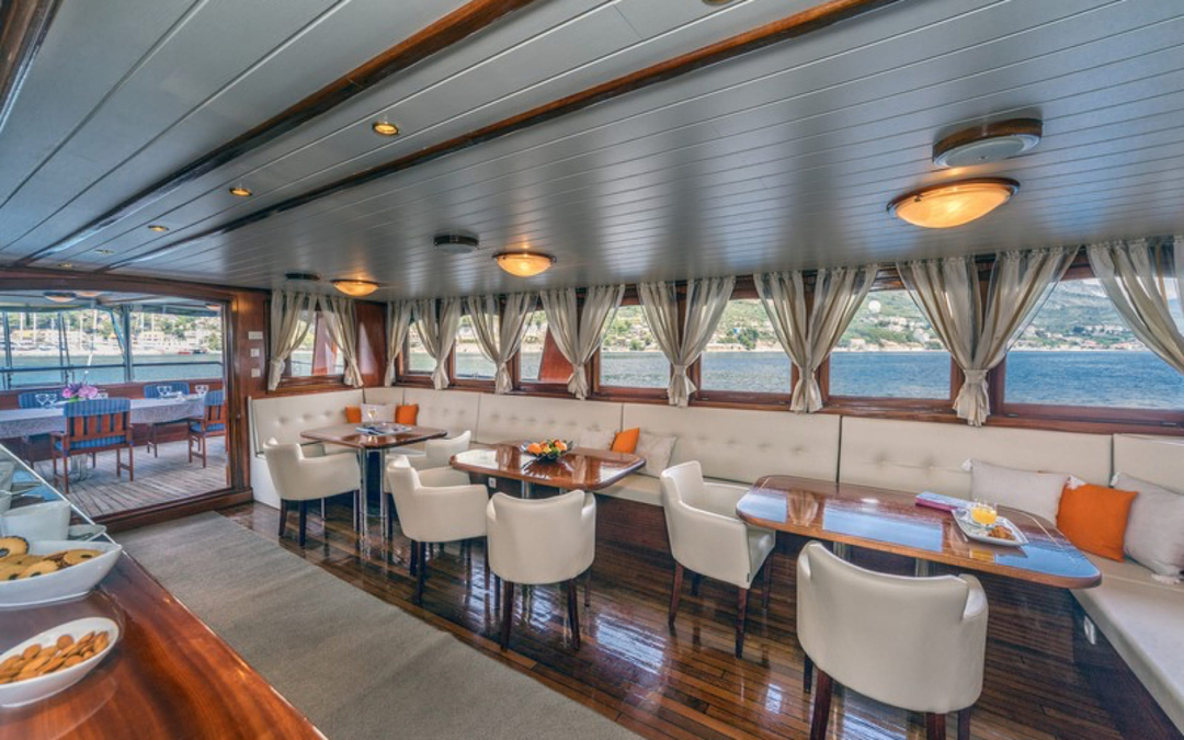 108' Motorsailer