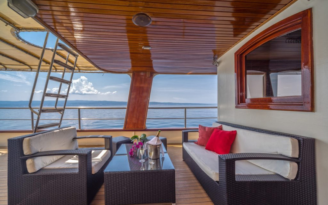 108' Motorsailer