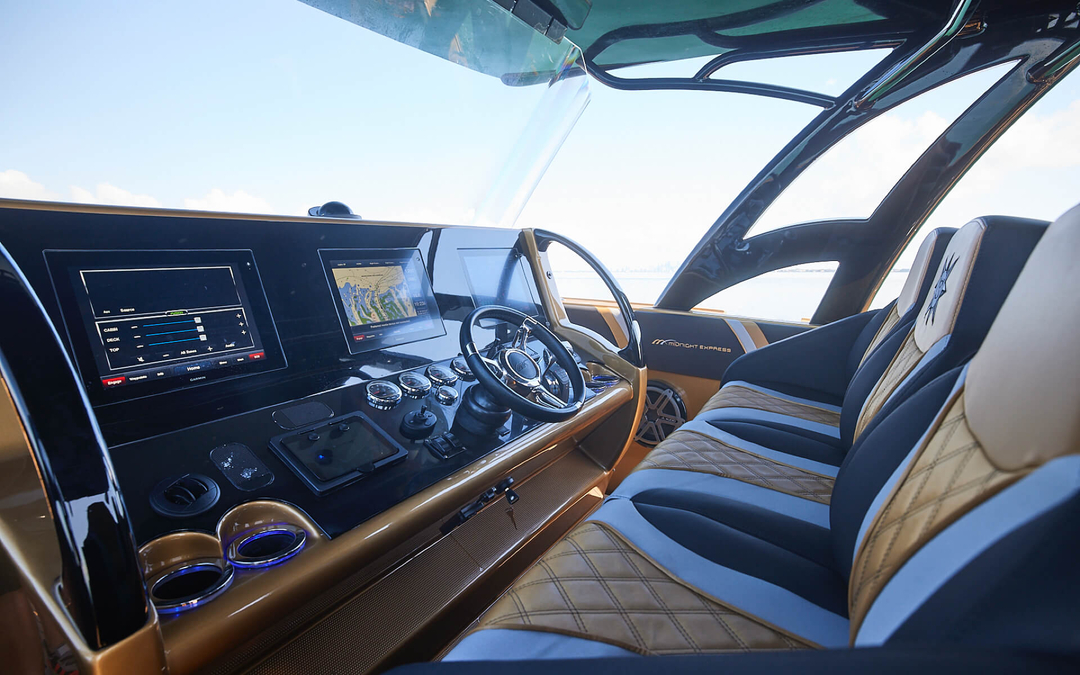 43' Midnight Express