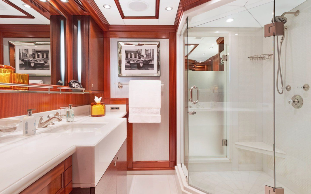 164' Trinity Yachts