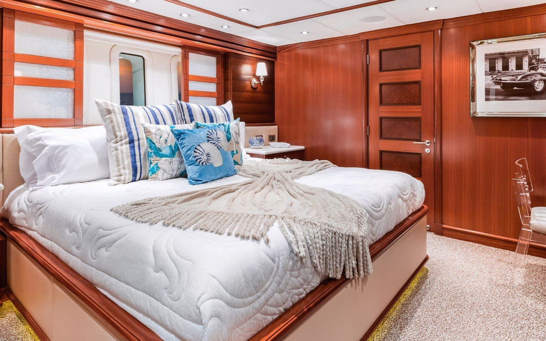164' Trinity Yachts