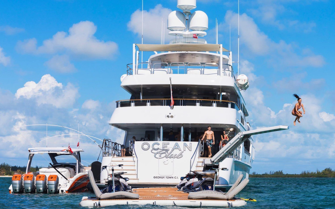 164' Trinity Yachts