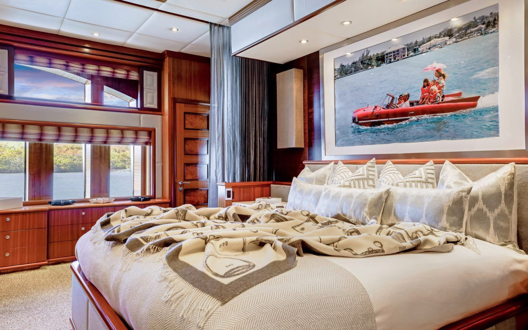 164' Trinity Yachts