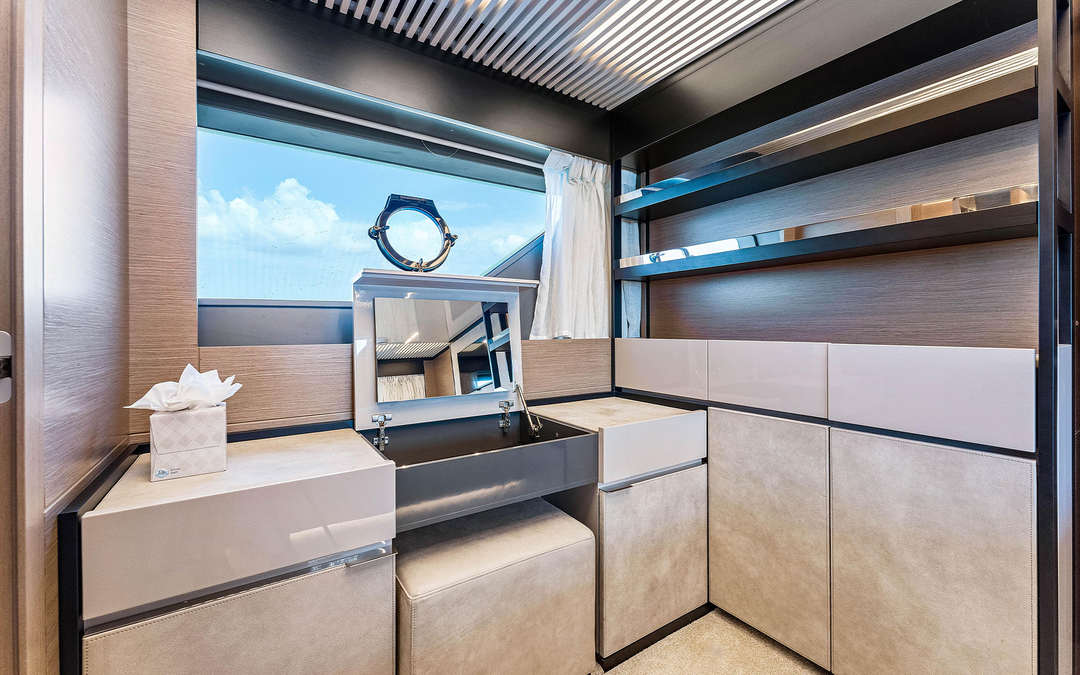 78' Ferretti