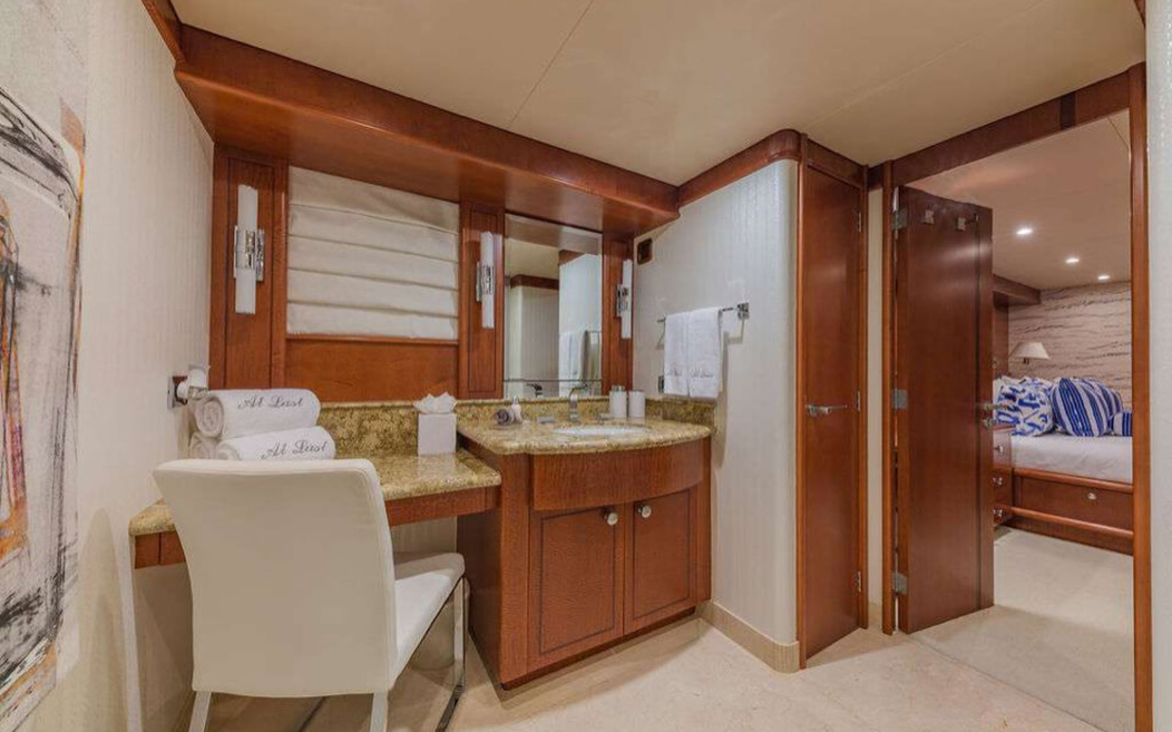145' Heesen