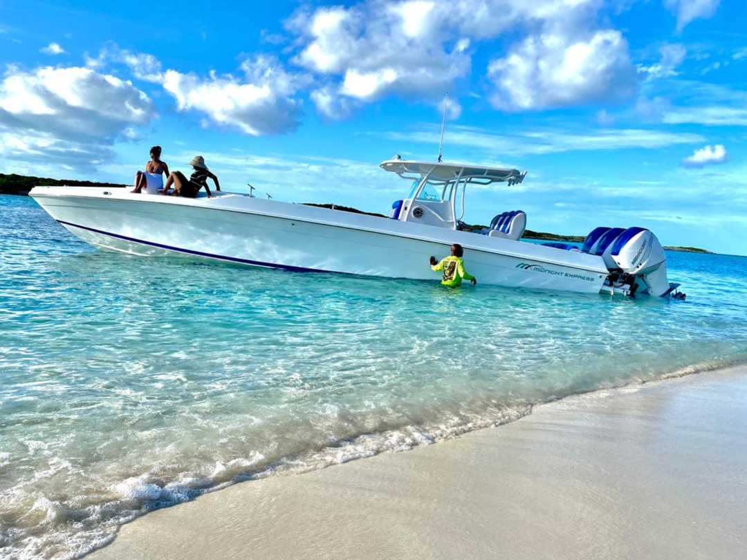 39' Midnight Express