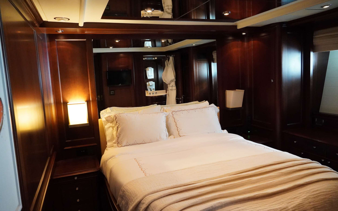 120' Benetti