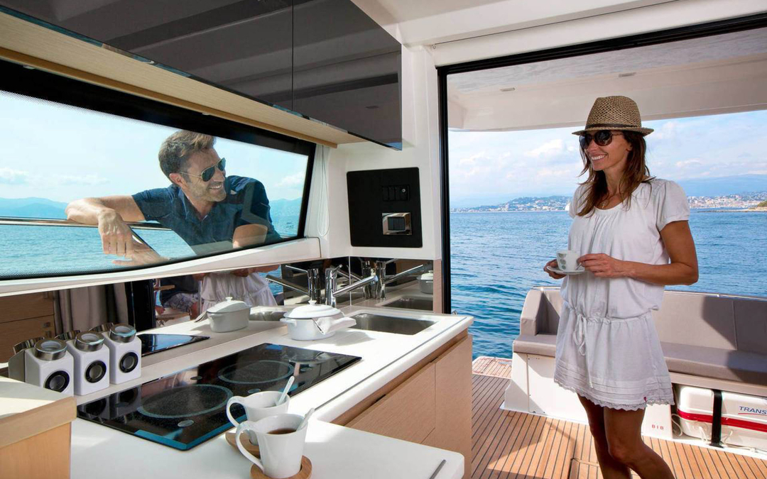 42' Prestige Flybridge