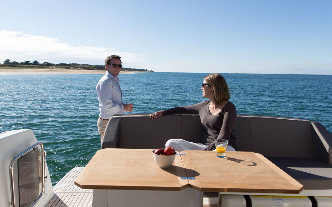 42' Prestige Flybridge