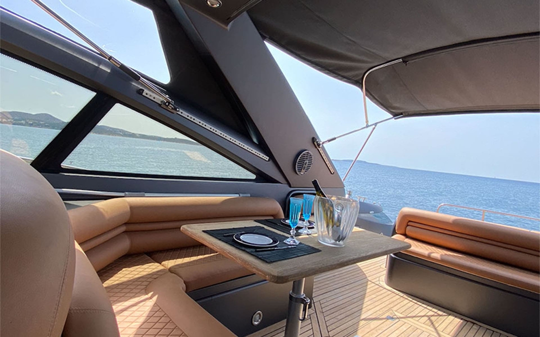 65' Sunseeker