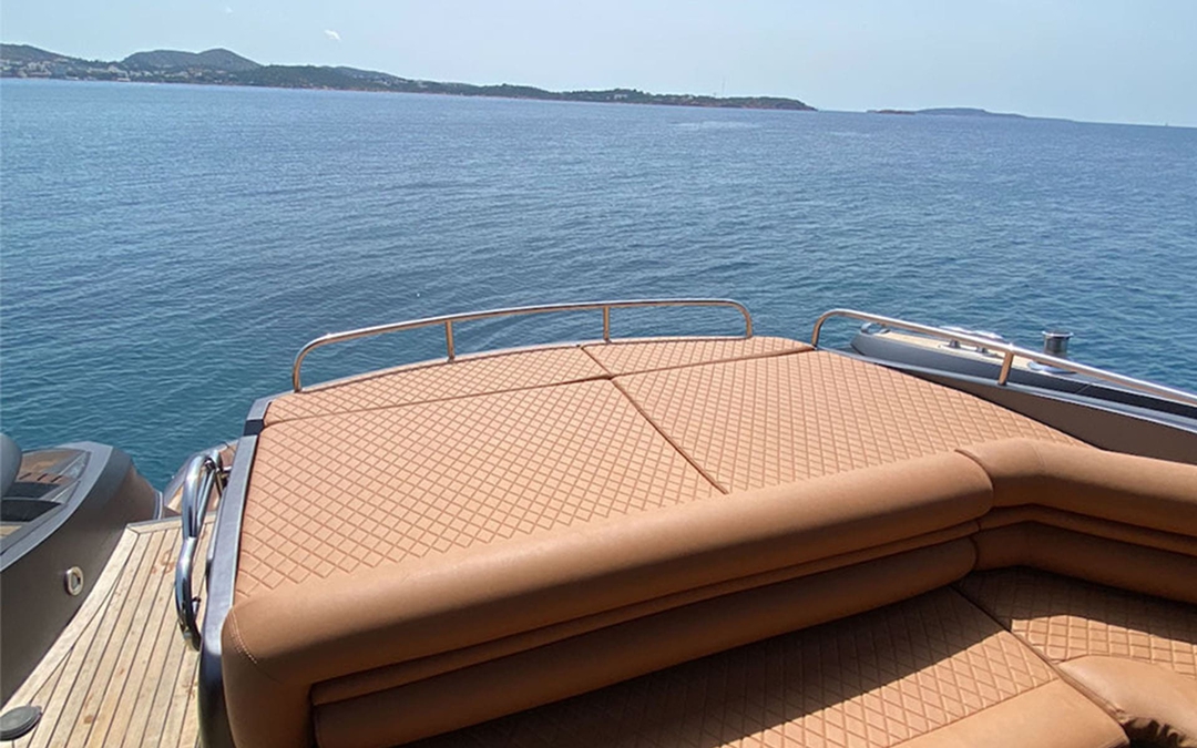 65' Sunseeker